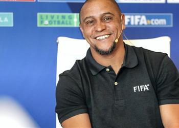 رسمي ا روبيرتو كارلوس يحلل مباراة الأهلي والزمالك في السوبر المصري