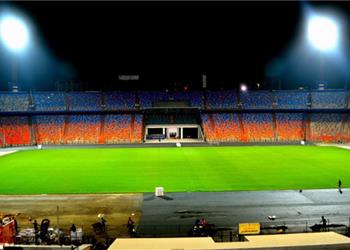 استاد القاهرة يعلن جاهزيته لاستضافة قمة الدوري بين الأهلي والزمالك