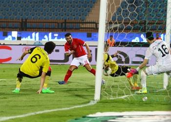 متعب يداعب حسام غالي على تويتر وميدو يتدخل احترم نفسك