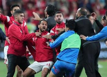 أحداث السوبر المصري الغرامات والإيقافات تنتظر 6 لاعبين من الأهلي والزمالك واللائحة ت دين شيكابالا
