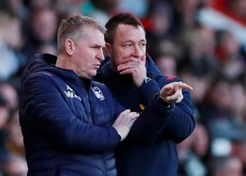 مدرب أستون فيلا يكشف حقيقة مشاجرته مع جون تيري بعد الخسارة أمام ساوثهامبتون