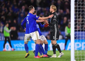 كاسبر شمايكل يتخطى والده بعد تصديه لركلة جزاء أمام مانشستر سيتي