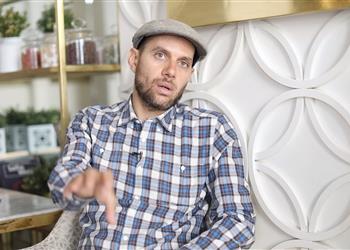 بعد وفاته المفاجئة من هو عمرو فهمي الذي حارب أحمد أحمد ورغب في رئاسة كاف