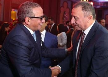 الجنايني عن احتفاله مع لاعبي الزمالك وغضب الأهلي حملة ممنهجة ضدي