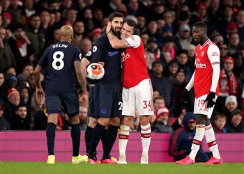 أندريه جوميز يوجه الشكر للجماهير بعد العودة من الإصابة سريع ا