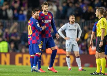 بيكيه قبل مواجهة نابولي ميسي أفضل من مارادونا وصدقت تبريرات رئيس برشلونة