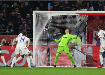 تشيزني أخطأنا أمام ليون ويمكننا قلب الطاولة في مباراة الإياب