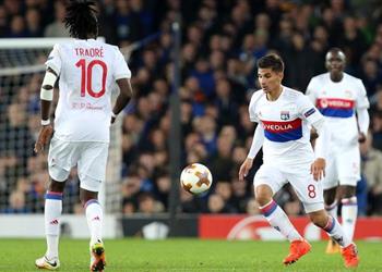 بعد ضم زياش تشيلسي يستعد لخطف صانع ألعاب ليون