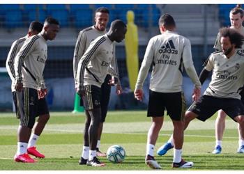 باستثناء هازارد وأسينسيو الجميع جاهز في ريال مدريد لمواجهة برشلونة