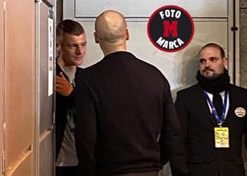 تقارير تكشف ماذا طلب جوارديولا من كروس بعد هزيمة ريال مدريد أمام مانشستر سيتي