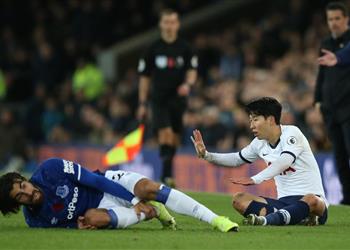 أندريه جوميز عن إصابته المروعة تجنبت النظر إلى قدمي سون هيونج اعتذر لي وما فعله الطبيب لا ي صدق