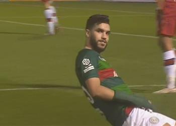 بالفيديو وليد أزارو يسجل هدفين في 3 دقائق بالدوري السعودي