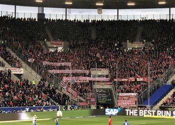 ديتمار هوب يصنع الحدث في مباراة بايرن ميونخ وهوفنهايم إساءة مهينة لرئيس الهوفي تنتهي بدرس في الروح الرياضية