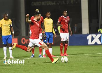 علي معلول يعد وائل جمعة بتحقيق دوري الأبطال ويكشف طلب فايلر