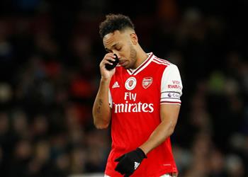 نجم تشيلسي السابق ينصح أوباميانج بمغادرة آرسنال يحتاج للعب في دوري أبطال أوروبا