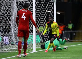 فيديو إسماعيل سار يتلاعب بـ أليسون ويضيف الهدف الثاني لـ واتفورد في ليفربول