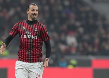 ميلان يتخذ قرار ا بشأن مستقبل إبراهيموفيتش