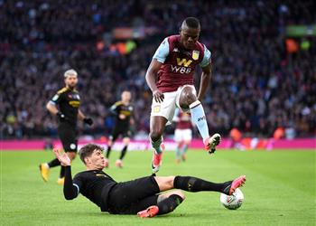 رغم خطئه الفادح أمام أستون فيلا جوارديولا عن ستونز رد فعله أسعدني ونحتاج إليه