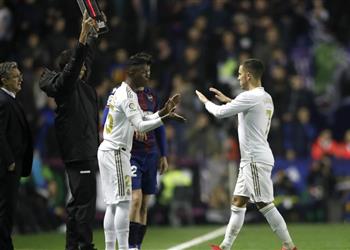 تقارير إسبانية هازارد سيخضع لجراحة تركيب صفيحة من التيتانيوم خلال أيام