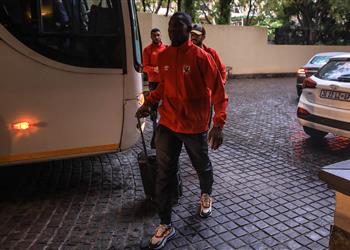 أمطار غزيرة تستقبل بعثة الأهلي في جنوب إفريقيا