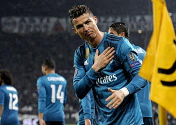 فيديو جماهير ريال مدريد تهتف لـ كريستيانو رونالدو في بيرنابيو بعد الكلاسيكو