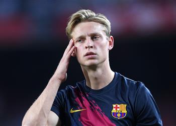 فان خال برشلونة يحتاج لـ دي ليخت وهذا سبب تراجع مستوى دي يونج