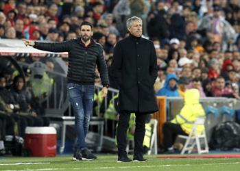 أداء برشلونة أمام ريال مدريد يثير غضب مساعد سيتين في الكلاسيكو سب جريزمان وانتقد لاعب مجهول