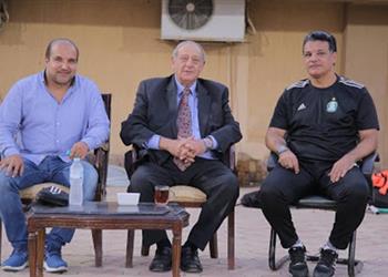 محمد عبد السلام يجتمع مع إيهاب جلال واللاعبين ويؤكد المقاصة قادر على العودة وسط الكبار