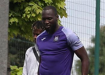 لوكاكو يكشف موعد العودة إلى أندرلخت البلجيكي