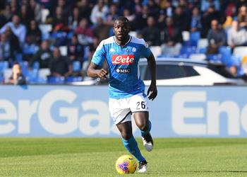 تقارير باريس سان جيرمان يستهدف كوليبالي ونابولي يريد جعله المدافع الأغلى في العالم