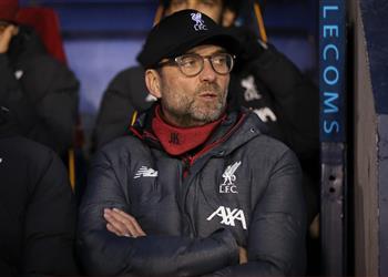 بعد توقف عدة دوريات كلوب فيروس كورونا رأيي ليس مهم ا