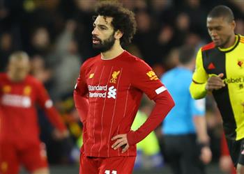 تصرف رائع من محمد صلاح مع لاعب واتفورد بعد هزيمة ليفربول بثلاثية في الدوري الإنجليزي