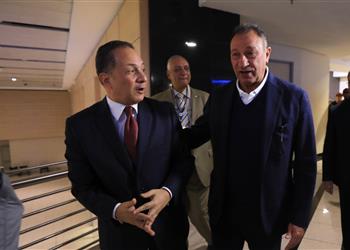 سفير مصر بجنوب إفريقيا يتغزل في الخطيب ويؤكد لاعبو الأهلي في كامل تركيزهم