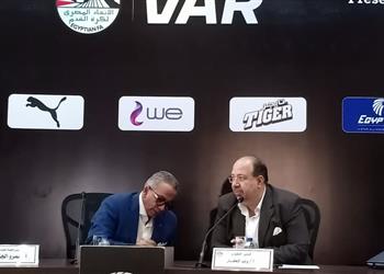 عمرو الجنايني فيفا وافق على تطبيق الفار في 11 ملعب ا وعدت وأنجزت