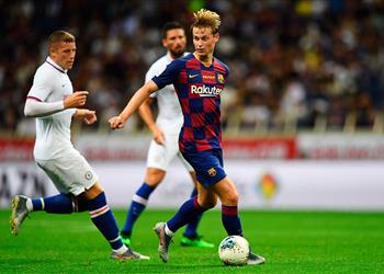 أسطورة هولندا دي يونج لاعب مثالي يفتقد الإحساس الخاص بـ برشلونة