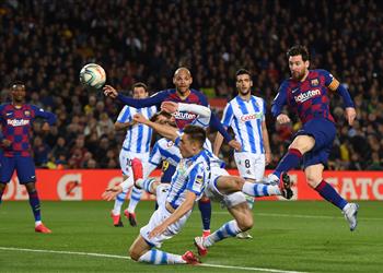 بالفيديو بم ساعدة الـ VAR برشلونة يتخطى ريال سوسييداد بشق الأنفس ويعتلى صدارة الليجا مؤقت ا