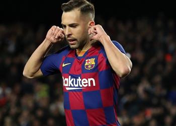 فيديو جوردي ألبا يتفاعل بطريقة م ثيرة للجدل مع انتقادات جماهير برشلونة