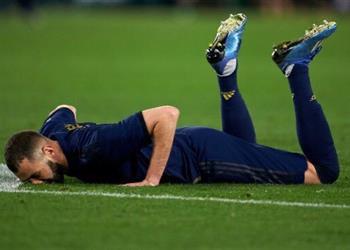 بعد هزيمة ريال مدريد بنزيما يحقق رقم ا سلبي ا لأول مرة ومفارقة غريبة لـ سيدني