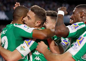 صاحب هدف فوز ريال بيتيس على ريال مدريد سرقت الكرة وهذا رأيي في منافسة الكبار على لقب الليجا