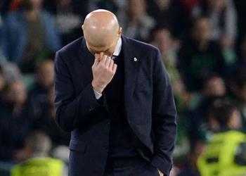 زيدان عن هزيمة ريال مدريد أمام ريال بيتيس عار أنا المسؤول وسنقاتل للنهاية