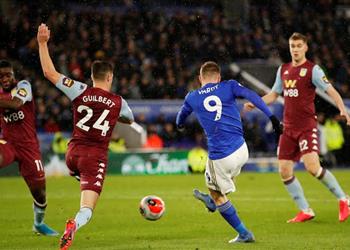 فيديو المحمدي يشارك وتريزيجيه يغيب عن هزيمة أستون فيلا برباعية أمام ليستر سيتي