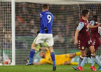 3 أرقام مميزة لـ فاردي بعد هدفيه في مباراة ليستر سيتي وأستون فيلا