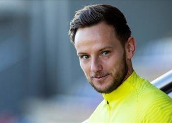 تقارير برشلونة ويوفنتوس تفاوضا بشأن صفقة تبادلية بطلها راكيتيتش في يناير