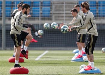 صحيفة إسبانية تكشف موقف ثنائي ريال مدريد من مواجهة إيبار في الليجا