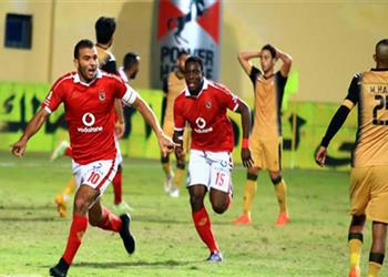 إيفونا يدعم عماد متعب بعد الوعكة الصحية