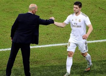 ضحية زيدان مطلوب في نابولي وريال مدريد لن يمانع رحيله