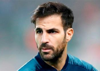 فابريجاس ينتقد رئيس وزراء بريطانيا والحكومة الفرنسية بسبب فيروس كورونا