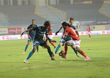 عضو مجلس إدارة إنبي ينتقد اتحاد الكرة بسبب عدم تأجيل مباراة فريقه أمام الأهلي