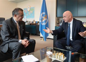 مدير منظمة الصحة العالمية يطلق حملة لمحاربة فيروس كورونا بالتعاون مع الفيفا