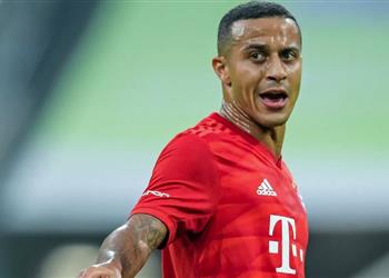 تياجو ألكانتارا يفتح النار على الهيئة الإدارية للبوندسليجا بعد رفض تعليق النشاط الرياضي